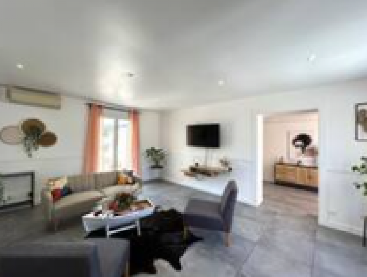 Évasion à Verneuil: maison cosy avec extérieur&BBQ