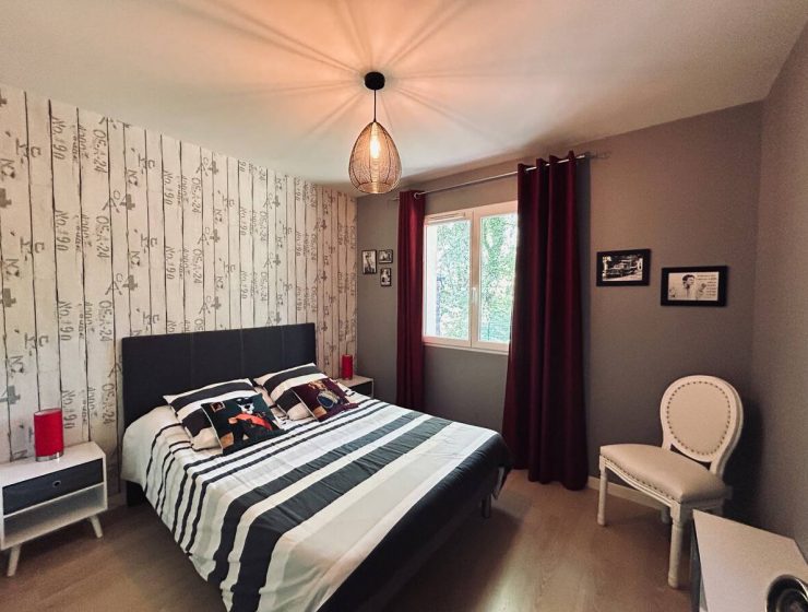 Vacances uniques: villa d’été, piscine et barbecue