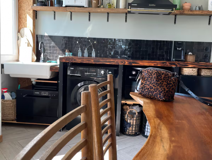 Élégance et Histoire :Superbe F3 au Cœur des Docks